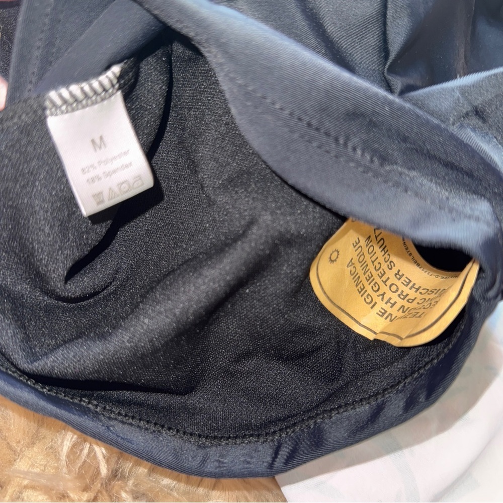 One Piece Swimsuit Slimming Skirted Bathing Suit, Swimdress, Black & Tropical M​ - Picture 9 of 11